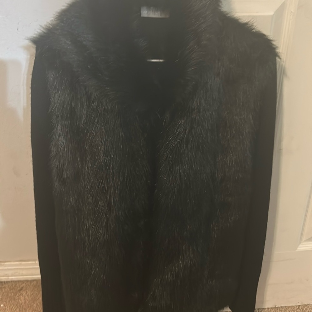 Cozy Beige Teddy Jacket with Plush Texture and Relaxed Fit